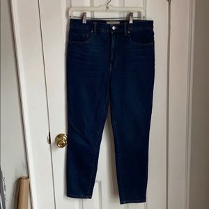 EVERLANE dark wash skinny jeans